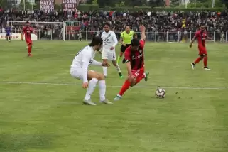 Yeni Çorumspor sahasında karşılaştığı Kocaelispor’a 1-0 yenildi