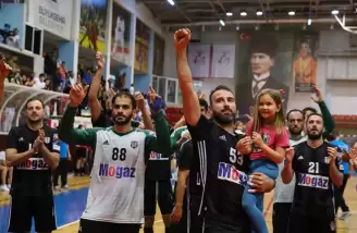 Beşiktaş Mogaz, kupasını aldı