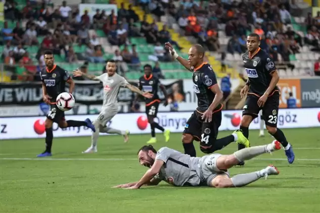 Aytemiz Alanyaspor ile Çaykur Rizespor yenişemedi