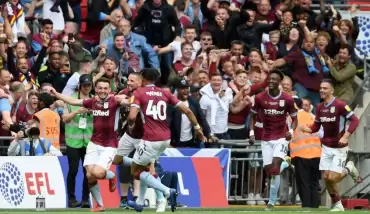 Aston Villa Premier Lig'e yükseldi