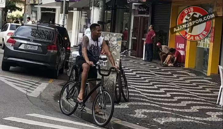 Robinho, Santos sokaklarında