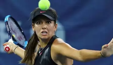 İpek Soylu'dan Tayland'da tekler şampiyonluğu