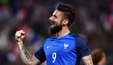 Giroud konuştu! İtiraf etti!