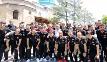 A Milli Takım, Mevlana Müzesi'ni ziyaret etti