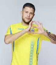 Lung oturdu, Artem oynadı