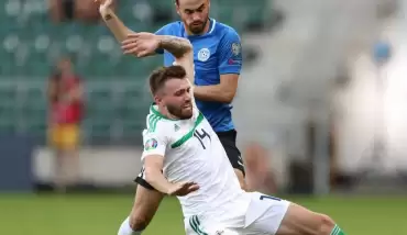 Kuzey İrlanda Estonya'yı 2 golle geçti!