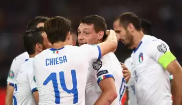 İtalya, Yunanistan'ı deplasmanda farklı geçti! 0-3