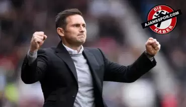 Chelsea, Sarri'nin yerine hoca bakıyor!