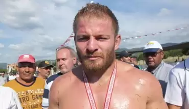 Kızıklı Yağlı Güreşleri'nde şampiyon İsmail Balaban oldu 