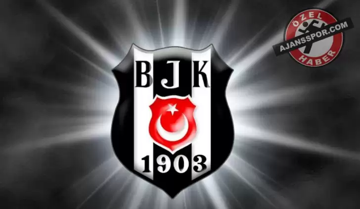 Beşiktaş'ın yeni transferini canlı yayında açıkladı!