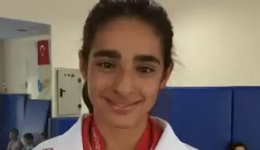 Zozan Akar'dan gümüş madalya