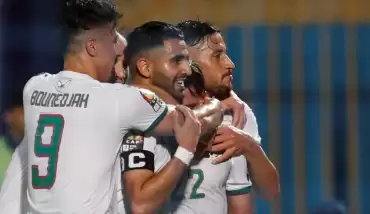 Cezayir rahat kazandı