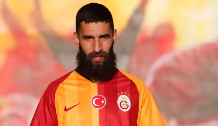 Galatasaray, Jimmy Durmaz ve Şener Özbayraklı'yı açıkladı!