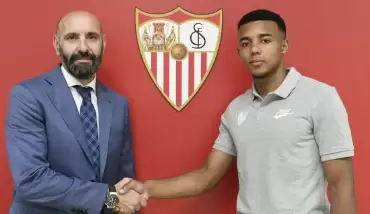 Sevilla, Jules Kounde'yi kadrosuna kattı