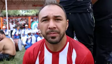 "Devlet sporcusu" unvanı pehlivanları mutlu etti