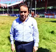 Osman Şahin: "Yine büyük bir şölen yaşanıyor"