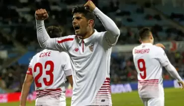 Canlı yayında flaş açıklama: "Banega Sevilla'da kalacak"