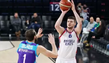 Pınar Karşıyaka'da Metecan bitiyor