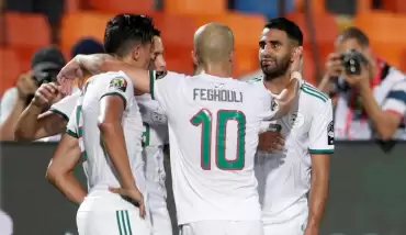 Cezayir finale yükseldi