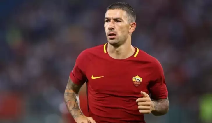 Yanal'ın Kolarov formulü! Transfer böyle bitecek...