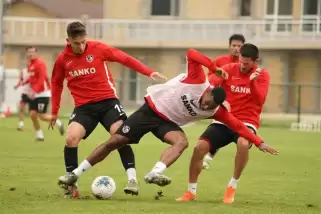 Gazişehir Gaziantep 6 isimle yollarını ayırdı!