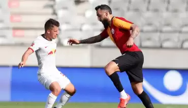 Galatasaray, TFF'ye bildirdi! Mitroglou...