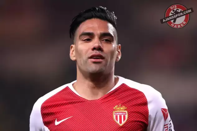 İşte Falcao'nun Galatasaray'dan talebi! Sorun yıllık ücret...