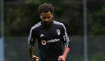 Douglas siyah-beyazlı formayla tanıştı