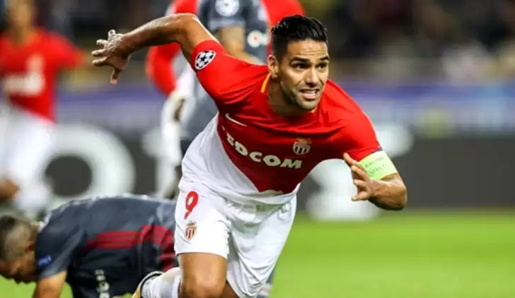 Galatasaray Falcao'yu bu formülle bitirecek!