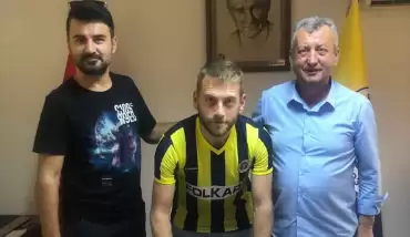 Menemenspor, Halil İbrahim Sönmez'i transfer etti