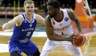 Bahçeşehir Koleji'ne ABD'li oyun kurucu