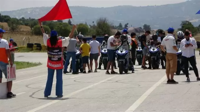 Türkiye Süpermoto Şampiyonası Uşak’ta yapıldı