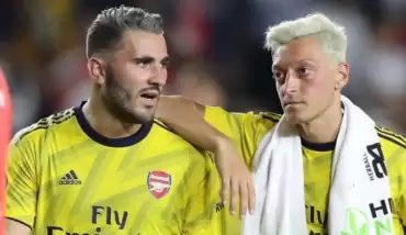 Kolasinac ve Mesut ilk maçta yok! İşte sebebi...