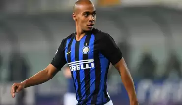 Galatasaray'da orta sahaya yeni aday!