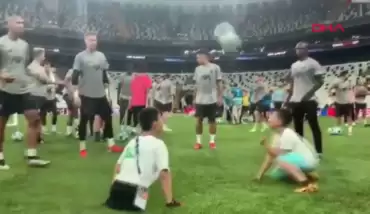 Ampute çocuklar, Liverpool antrenmanına katıldı