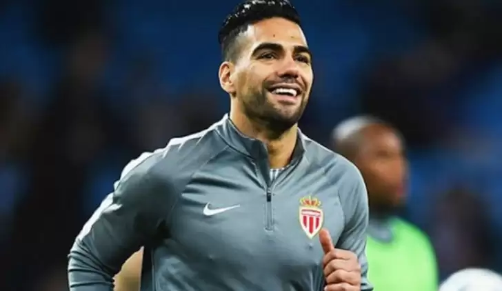 Falcao'dan taraftarları heyecanlandıran beğeni!