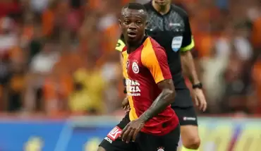 Galatasaray'da Seri takımda kalıyor!