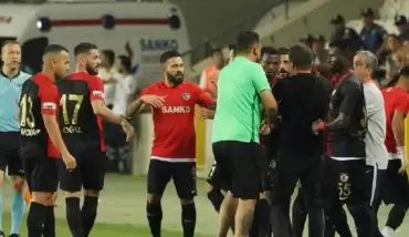 5 dakika VAR kararı beklendi! Gazişehir-Gençlerbirliği...