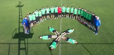 Zafer bayramı ay ve yıldız yaparak kutlandı