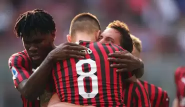 AC Milan, Hakan'ın golüyle kazandı!