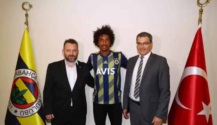 Luiz Gustavo resmen Fenerbahçe'de!