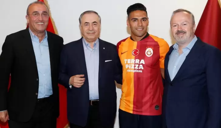 Radamel Falcao resmen Galatasaray'da! İşte ilk sözleri...