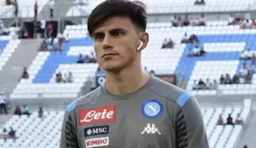 Napoli'nin İtalya Ligi ve UEFA Şampiyonlar Ligi listesi belli oldu! Eljif Elmas...