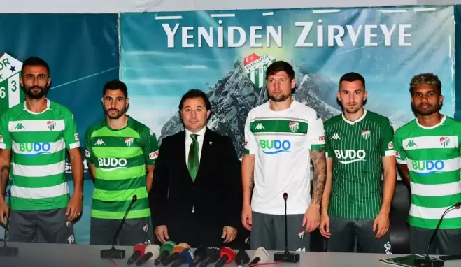 Bursaspor’da imza şov! 5 yeni futbolcu...