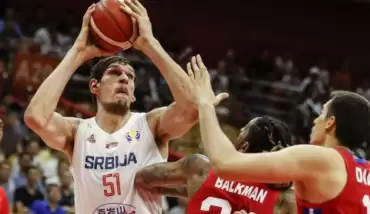 Sırbistan, Porto Riko'ya acımadı!