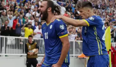 Vedat Muriç attı Kosova kazandı!