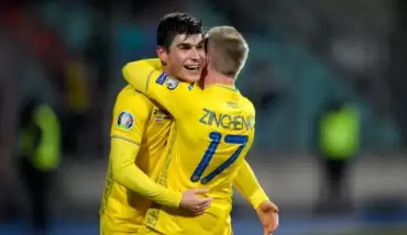 Ukrayna ilk yarıda fişi çekti!