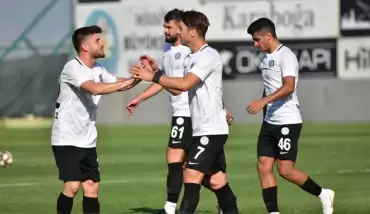 Manisa Futbol Kulübü, evinde ağırladığı Hekimoğlu Trabzon'u 6-3 yendi