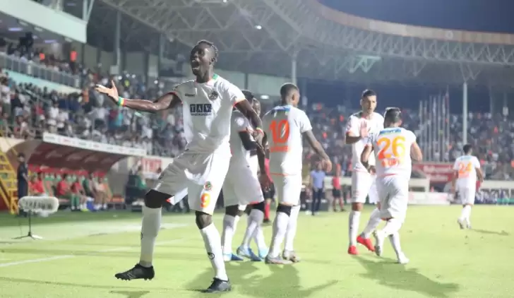 Alanyaspor 4'te 4 yaptı!