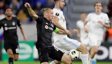 Slovan Bratislava Avrupa Ligi gruplarında tarihinde ilk galibiyetini Beşiktaş karşısında aldı